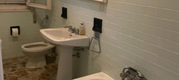 9 rooms Villa in Carrara, Italy No. 48164 5