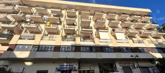 4 rooms Apartment in Torre del Greco, Italy No. 262019 17