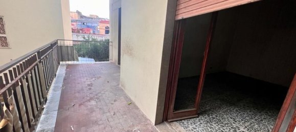 4 rooms Apartment in Torre del Greco, Italy No. 262019 13
