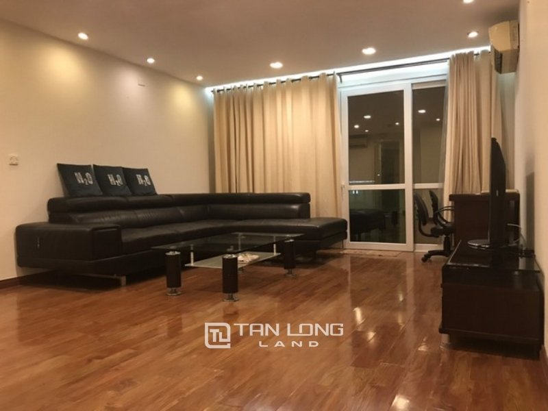 Квартира с 3 спальнями в Тэйхо, Вьетнам № 1015