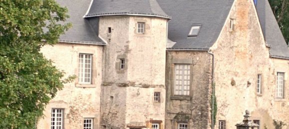 Замки и поместья с 17 спальнями в Лаваль, Франция № 359245 7