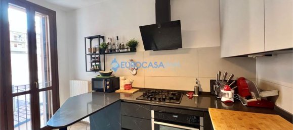 2 bedrooms Apartment in Carpi, Italy No. 346711 2