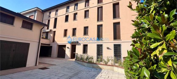 2 bedrooms Apartment in Carpi, Italy No. 346711 17