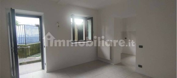 1 bedroom Apartment in Lonate Ceppino, Italy No. 3406 16