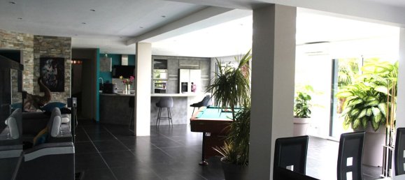 6 bedrooms House in Rambouillet, France No. 331647 7