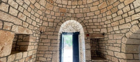 3 bedrooms House in Cisternino, Italy No. 340549 9