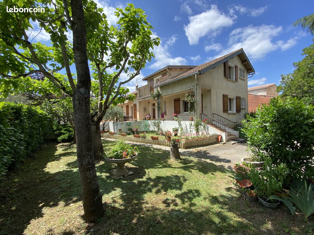 3 bedrooms Villa in Esperaza, France No. 338958