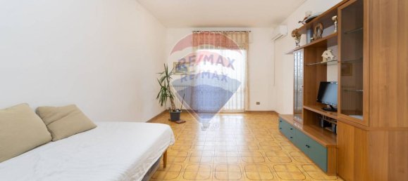 3غرفة شقة في Cavenago di Brianza, Italy رقم 33523 33