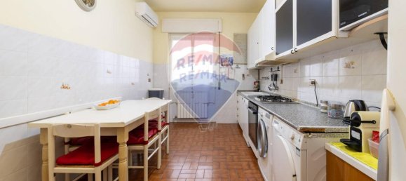 3غرفة شقة في Cavenago di Brianza, Italy رقم 33523 29