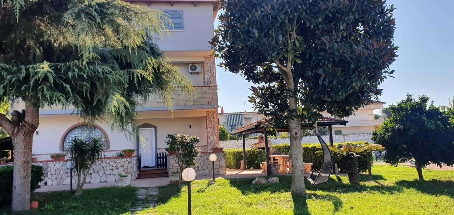 7-salle Villa à Giugliano in Campania, Italy No. 227618