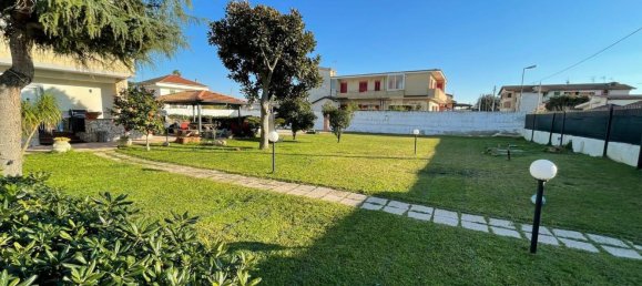 7-salle Villa à Giugliano in Campania, Italy No. 227618 8