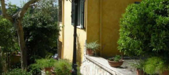 Casa de 4 habitaciónes en Ardea, Italy No. 192278 35