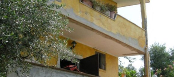 Casa de 4 habitaciónes en Ardea, Italy No. 192278 6