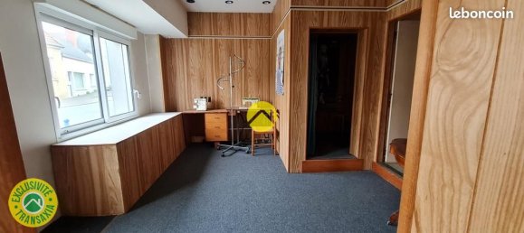 2 bedrooms Apartment in Nerondes, France No. 327630 3