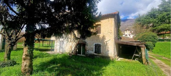 3 bedrooms House in Vittorio Veneto, Italy No. 22613 2