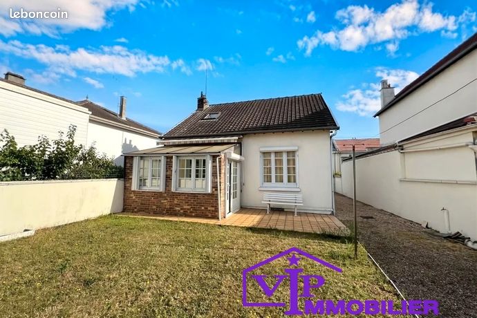 2 غرف نوم منزل في Sotteville-les-Rouen, France رقم 353983