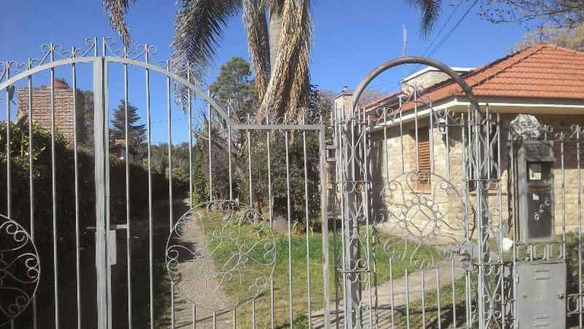 3 bedrooms House in Cordoba, Argentina No. 63993