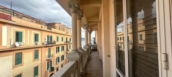 6 rooms Apartment in Naples, Italy No. 163760 16