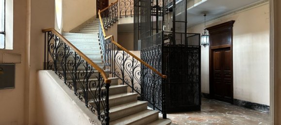 6 rooms Apartment in Naples, Italy No. 163760 20