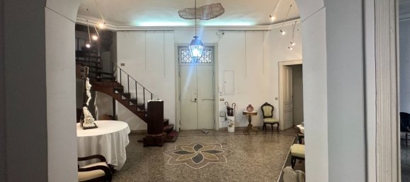 6 rooms Apartment in Naples, Italy No. 163760 22