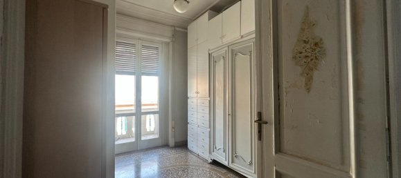 6 rooms Apartment in Naples, Italy No. 163760 24