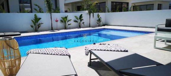 5 Schlafzimmer Gewerbliche Immobilie in Larnaca, Cyprus, Nr. 18556 2