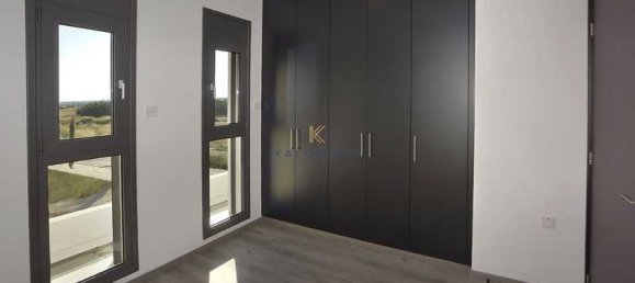 5 Schlafzimmer Gewerbliche Immobilie in Larnaca, Cyprus, Nr. 18556 13