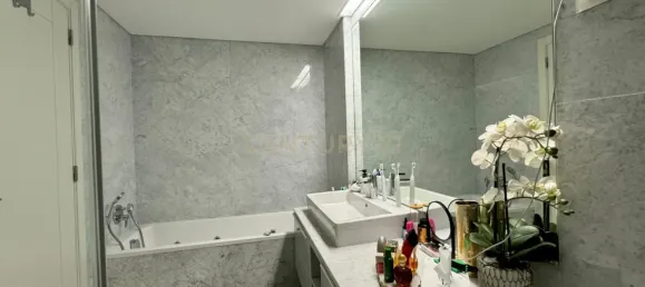 4 bedrooms Apartment in Lisbon, Portugal No. 132244 10