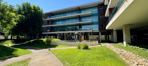 4 bedrooms Apartment in Lisbon, Portugal No. 132244 3