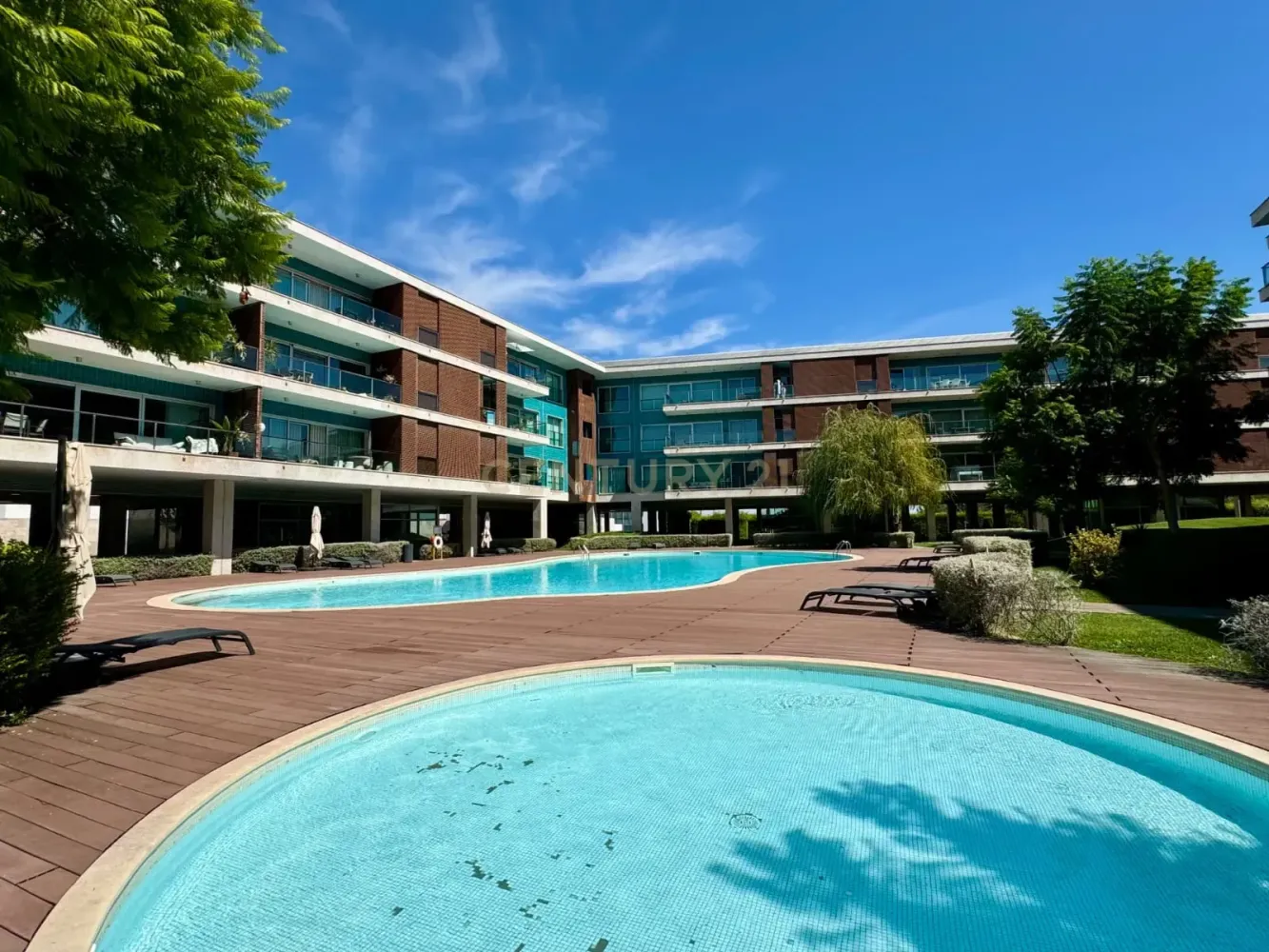 4 bedrooms Apartment in Lisbon, Portugal No. 132244