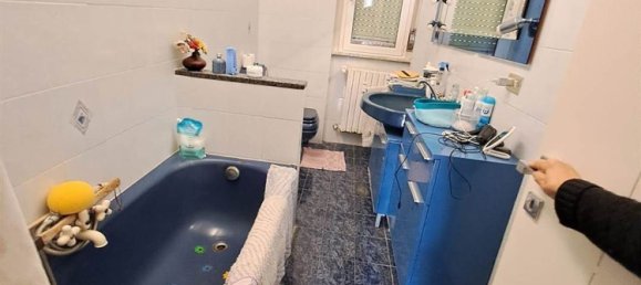 4 rooms Apartment in Livorno, Italy No. 198375 2