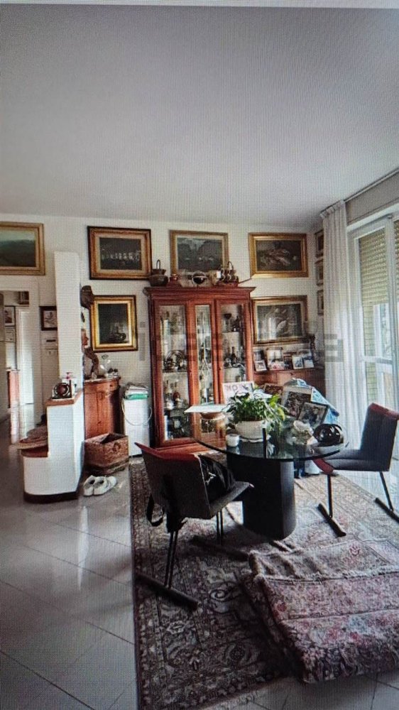 4 rooms Apartment in Livorno, Italy No. 198375