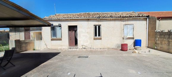 Villa de 4 dormitorios en Modica, Italy No. 373039 4