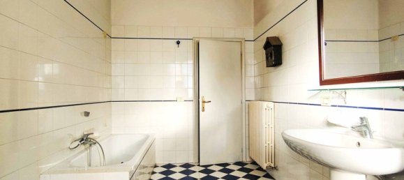 Casa de 10 divisões em Castel Bolognese, Italy N.º 20545 43