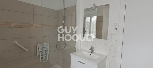 5 bedrooms House in Noiretable, France No. 197951 5