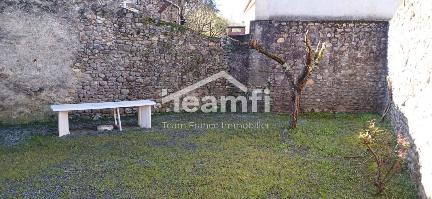 5 bedrooms House in Berrias-et-Casteljau, France No. 269778