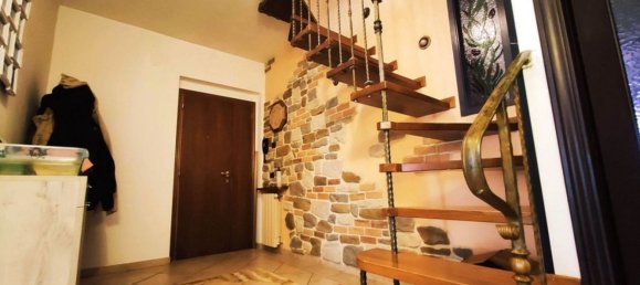 6-Zimmer Wohnung in Foiano della Chiana, Italy, Nr. 227981 5