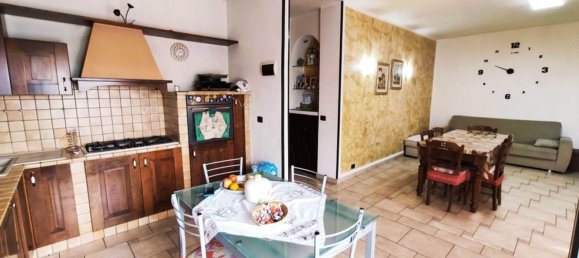 6-Zimmer Wohnung in Foiano della Chiana, Italy, Nr. 227981 14