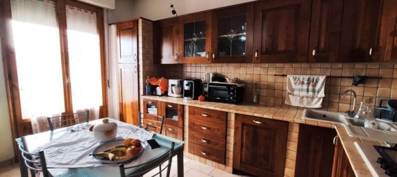 6-Zimmer Wohnung in Foiano della Chiana, Italy, Nr. 227981 4