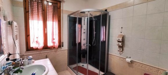 6-Zimmer Wohnung in Foiano della Chiana, Italy, Nr. 227981 18