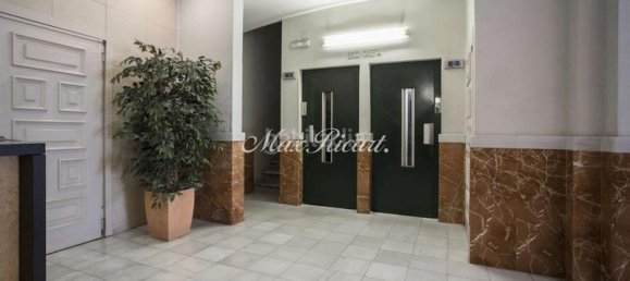 4 bedrooms Apartment in Eixample, Spain No. 24322 28