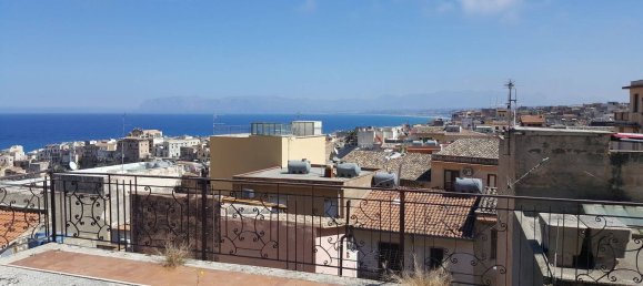 6 rooms House in Castellammare del Golfo, Italy No. 258716 4