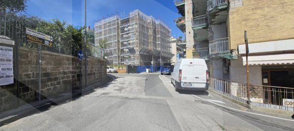 3 rooms Apartment in Pozzuoli, Italy No. 34446 10