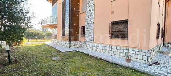 3 bedrooms Apartment in Jesi, Italy No. 92732 11