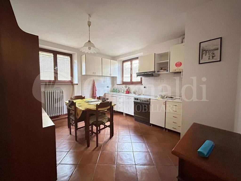 3 bedrooms Apartment in Jesi, Italy No. 92732