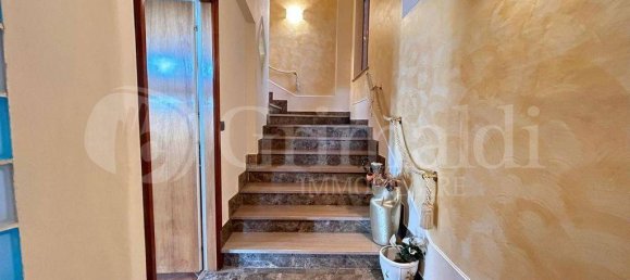 3 bedrooms Apartment in Jesi, Italy No. 92732 12