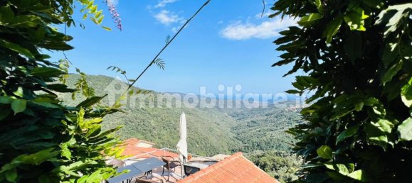 Дом с 2 спальнями в Империя, Италия № 111074 23