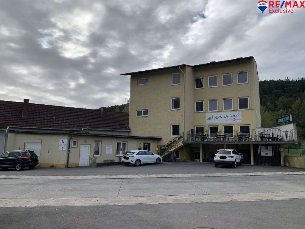13 rooms Commercial property in Wollersdorf-Steinabruckl, Austria No. 53193