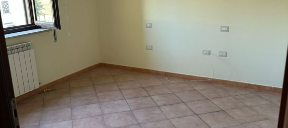 2 bedrooms Apartment in Crotone, Italy No. 345149 2