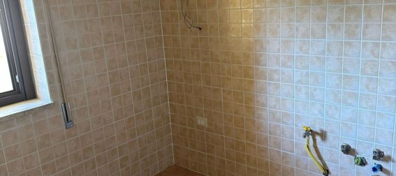 2 bedrooms Apartment in Crotone, Italy No. 345149 10